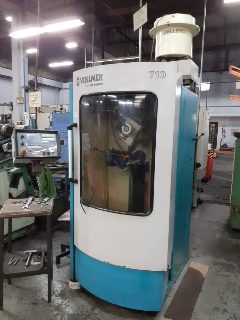 Vollmer CNC grinding machine for HSS saw blades